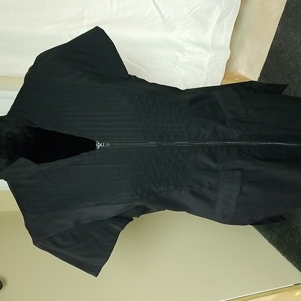 Black spa uniform jacket